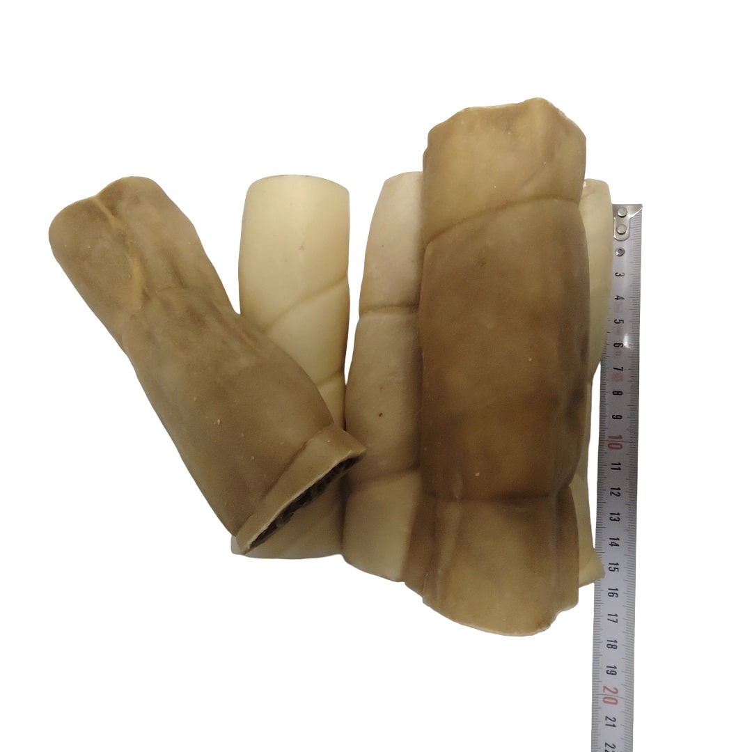 Peau de Tête de Bœuf Roulée 15cm Peau de Tête de Bœuf Roulée 15cm
